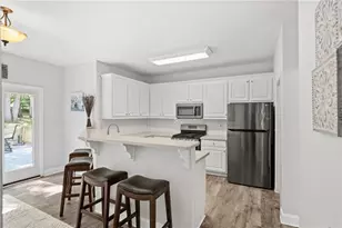 3860 Pinewood Ct, Cumming, GA 30041 - Photo 7