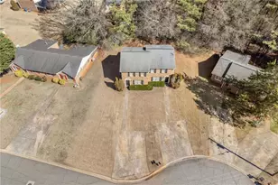 375 Dixie Ct, Lawrenceville, GA 30046 - Photo 27