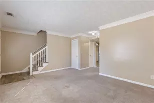 375 Dixie Ct, Lawrenceville, GA 30046 - Photo 7