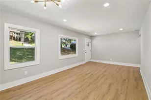 2909 Diana Dr SW, Atlanta, GA 30315 - Photo 9