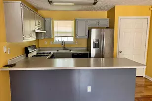 2023 Sitser Ln, Atlanta, GA 30349 - Photo 3