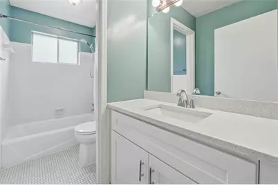 5506 Kingsport Drive, Atlanta, GA 30342 - Photo 21