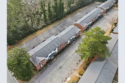 5506 Kingsport Drive, Atlanta, GA 30342 - Photo 29