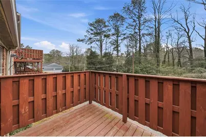 5506 Kingsport Drive, Atlanta, GA 30342 - Photo 15