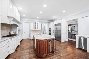 3283 Stratfield Dr NE, Brookhaven, GA 30319 - Photo 9