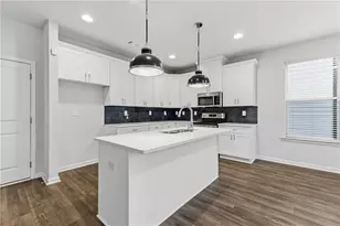 2785 Aralynn Wy, Atlanta, GA 30337 - Photo 9