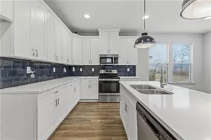 2785 Aralynn Wy, College Park, GA 30337 - Photo 9