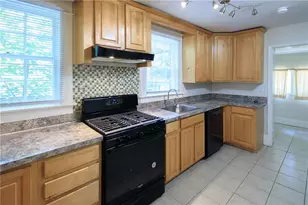 1656 Hosea L Williams Dr SE, Atlanta, GA 30317 - Photo 7
