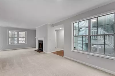 1004 Glenleaf Drive, Peachtree Corners, GA 30092 - Photo 9