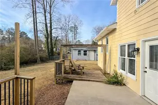 221 Harlee Ln, Lawrenceville, GA 30046 - Photo 13