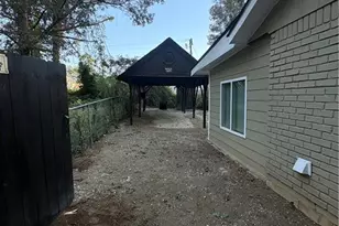 657 Utoy Ct, Jonesboro, GA 30238 - Photo 5