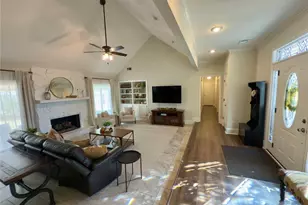 410 Emerald Pkwy, Sugar Hill, GA 30518 - Photo 7