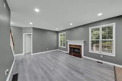 5218 Brown Leaf Trail SW, Powder Springs, GA 30127 - Photo 9