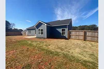 104 Charlie Fuller Road, Grantville, GA 30220 - Photo 9