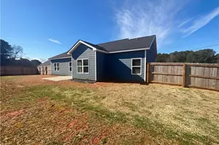 104 Charlie Fuller Rd, Grantville, GA 30220 - Photo 9