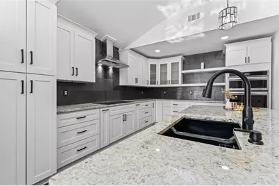 85 Bonnie Lane, Sandy Springs, GA 30328 - Photo 15