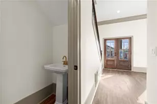 31 Pinson St, Newnan, GA 30263 - Photo 3