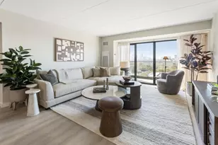 2460 Peachtree Road NE, Atlanta, GA 30305 - Photo 9