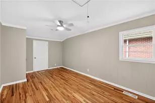 2907 Cloverhurst Dr, Atlanta, GA 30344 - Photo 11