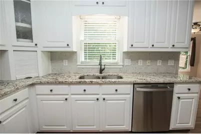 1426 Brighton Place, Loganville, GA 30052 - Photo 11