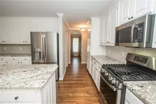 1426 Brighton Pl, Loganville, GA 30052 - Photo 15