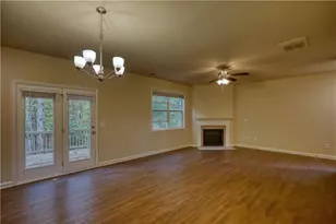 6571 Bluffview Dr, Douglasville, GA 30134 - Photo 7