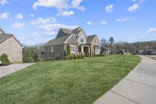 1381 Kings Park Dr, Kennesaw, GA 30152 - Photo 3