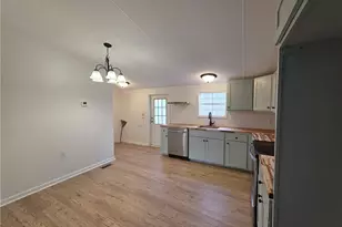 180 Cainbridge Meadows, Demorest, GA 30535 - Photo 7