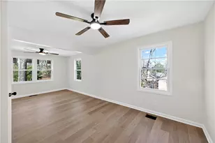 5800 Crabapple Dr SW, Mableton, GA 30126 - Photo 9