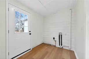 5800 Crabapple Dr SW, Mableton, GA 30126 - Photo 17