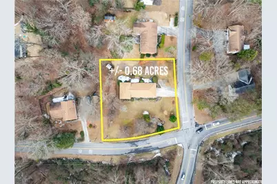 1002 Dixon Drive, Gainesville, GA 30501 - Photo 3