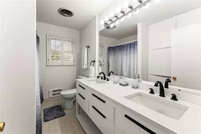 1002 Dixon Drive, Gainesville, GA 30501 - Photo 23