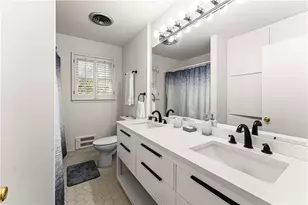 1002 Dixon Dr, Gainesville, GA 30501 - Photo 23