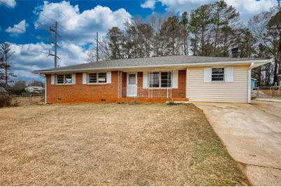 1924 Mural Circle, Morrow, GA 30260 - Photo 1