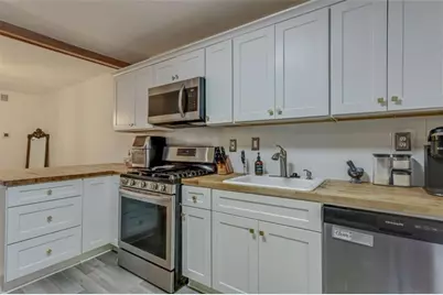 205 Woodcliff Drive #205, Sandy Springs, GA 30350 - Photo 9