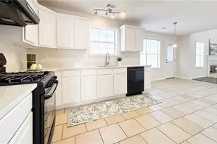 3382 Rockmill Dr, Ellenwood, GA 30294 - Photo 11