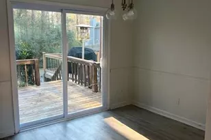 8253 Canyon Forge Dr, Riverdale, GA 30274 - Photo 9