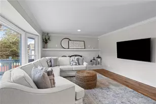 521 Creekwood Dr, Marietta, GA 30068 - Photo 9