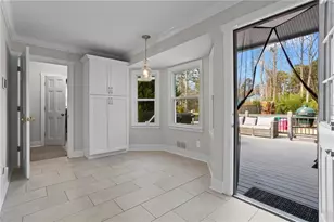 521 Creekwood Dr, Marietta, GA 30068 - Photo 17