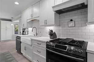 521 Creekwood Dr, Marietta, GA 30068 - Photo 13