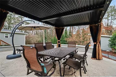 1873 Queens Way, Atlanta, GA 30341 - Photo 45