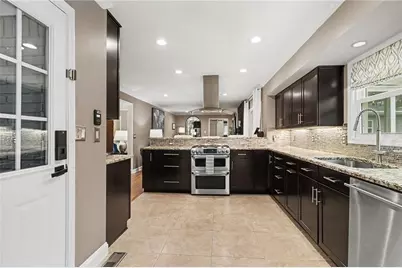 1873 Queens Way, Atlanta, GA 30341 - Photo 15