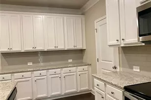 2527 Pearl Rdg Trce, Buford, GA 30519 - Photo 9