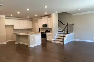 2527 Pearl Rdg Trce, Buford, GA 30519 - Photo 3