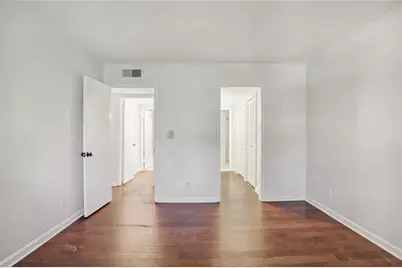 75 Montre Square NW, Atlanta, GA 30327 - Photo 13