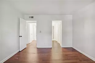 75 Montre Square NW, Atlanta, GA 30327 - Photo 13