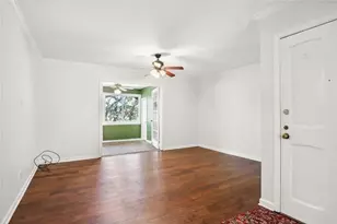75 Montre Square NW, Atlanta, GA 30327 - Photo 5