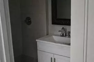 1056 Mayson Turner Rd NW, Atlanta, GA 30314 - Photo 9