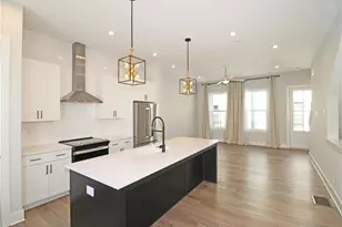 151 Chestnut Cir, Atlanta, GA 30342 - Photo 13