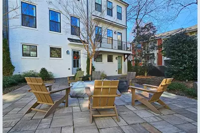 151 Chestnut Circle, Atlanta, GA 30342 - Photo 3